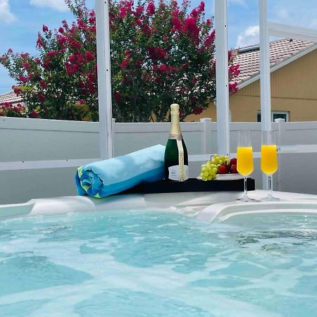 Endless Summer Retreat Jacuzzi 3Kingbed Airhockey Κέιπ Κόραλ Εξωτερικό φωτογραφία